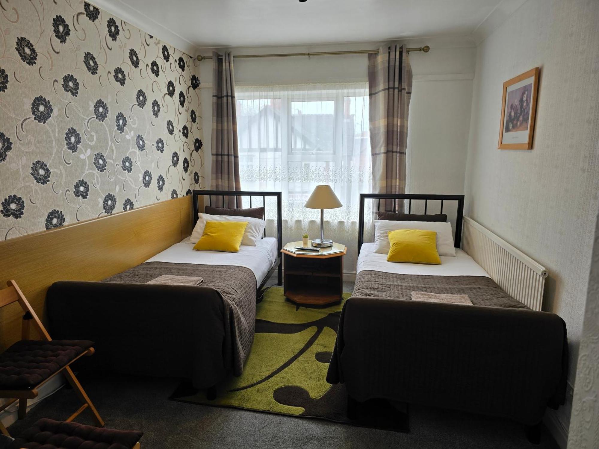 The Fairhaven Hotel Beeston  Exteriör bild