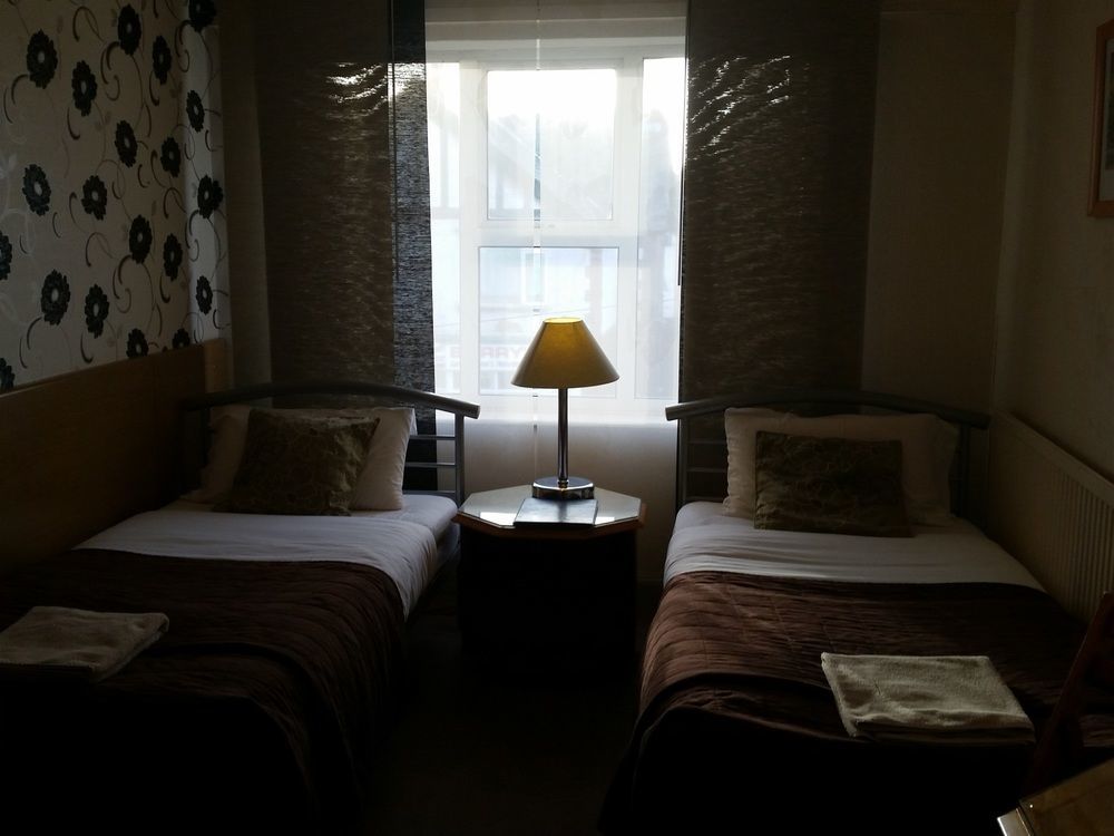 The Fairhaven Hotel Beeston  Exteriör bild